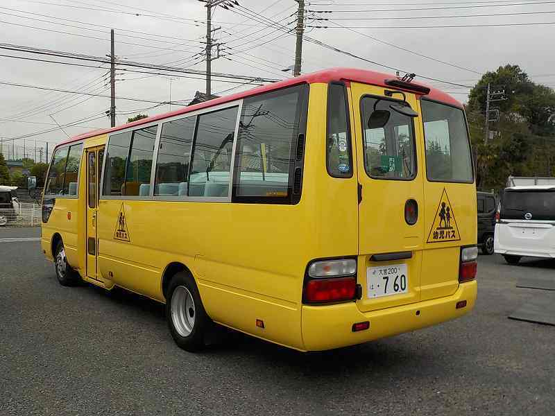 幼稚園バス・幼児バス レンタカー 51人乗り 大型免許必要 ローザ(385)