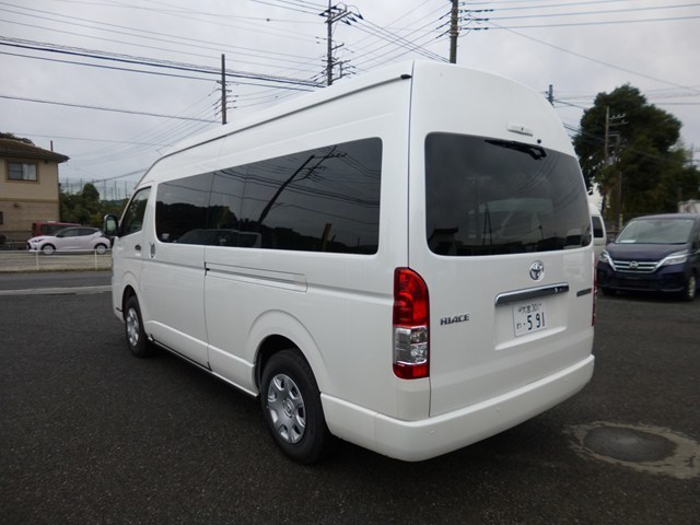 ワゴン車 1BOX レンタカー 10人乗り ハイエース(591)
