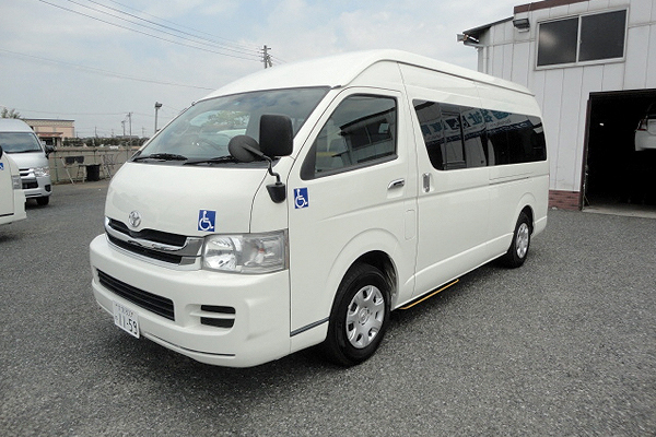 福祉車両　レンタカー　車椅子　リフト　ハイエース(1159)