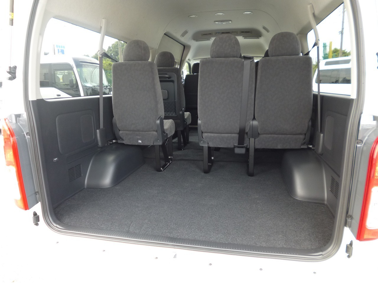 ワゴン車 1BOX レンタカー 10人乗り ハイエース(5120)