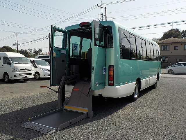 福祉車両　レンタカー　車椅子　リフト　キャラバン(1148)