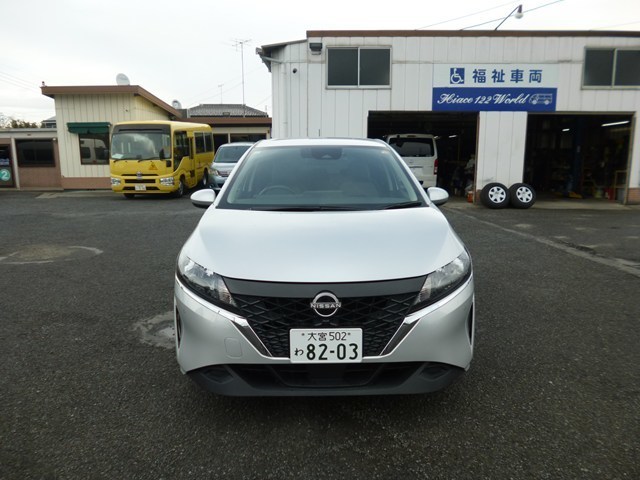 コンパクトカー レンタカー ノート(8203)