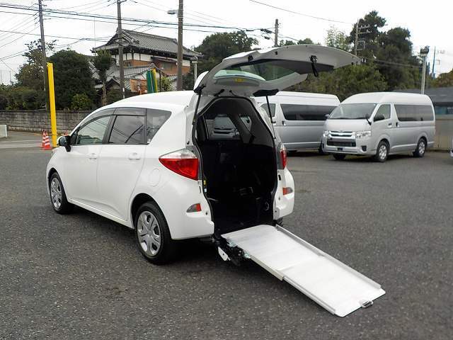 福祉車両 レンタカー 車椅子スロープ コンパクトカー ラクティス(1195)