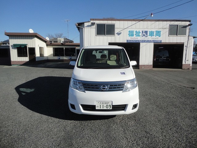 福祉車両　レンタカー　車椅子　リフト　セレナ(1109)