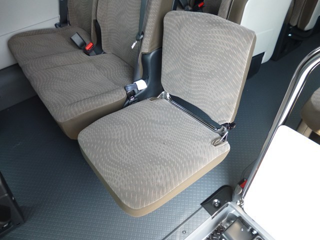 マイクロバス レンタカー トヨタコースター 29人乗り(631)