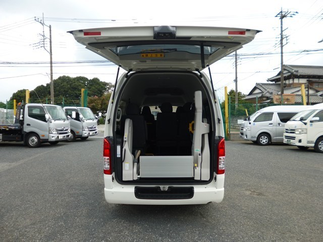 福祉車両　レンタカー　車椅子　リフト　レジアスエース(2088)