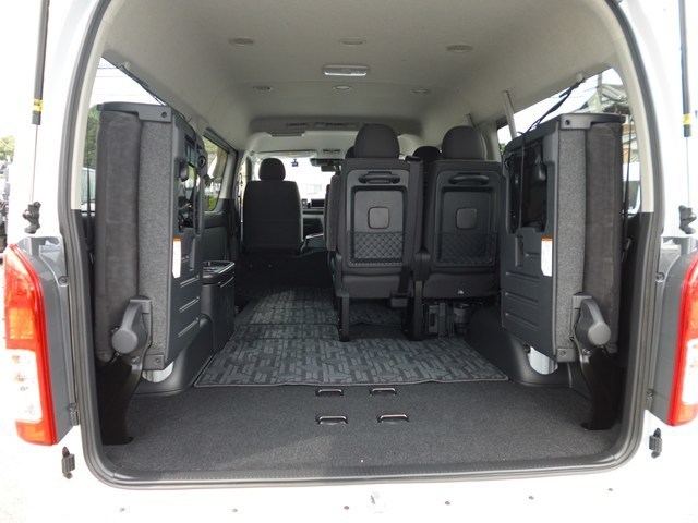 ワゴン車 1BOX レンタカー 10人乗り ハイエース(1246)