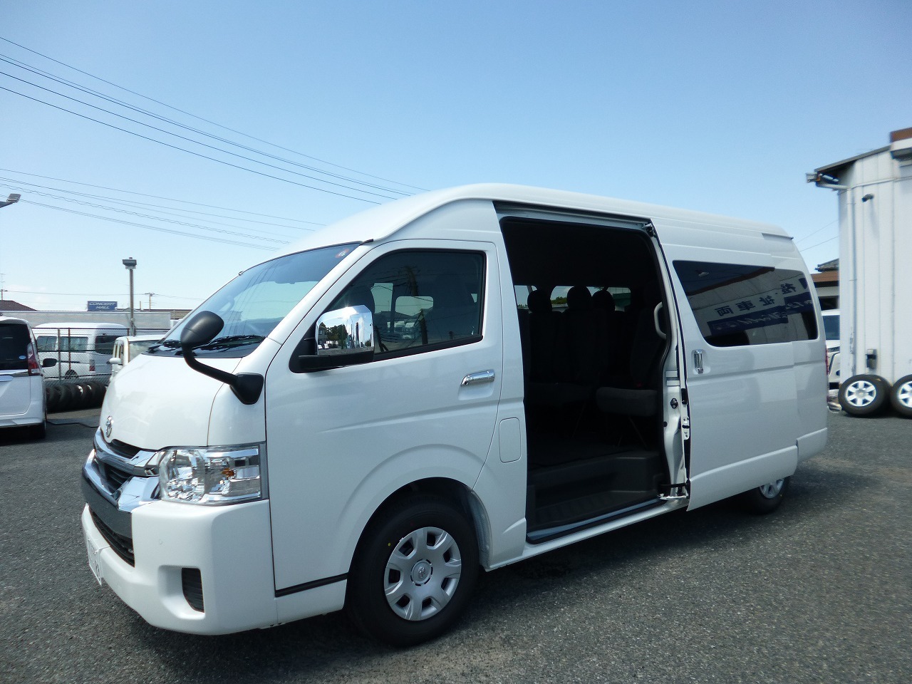 ワゴン車 1BOX レンタカー 10人乗り ハイエース(5120)