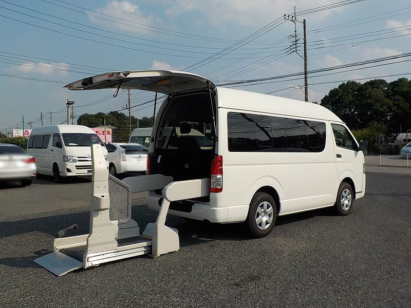 福祉車両　レンタカー　車椅子　リフト　レジアスエース(937)