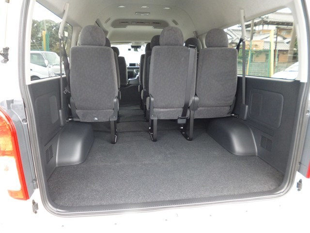 ワゴン車 1BOX レンタカー 10人乗り ハイエース(5120)