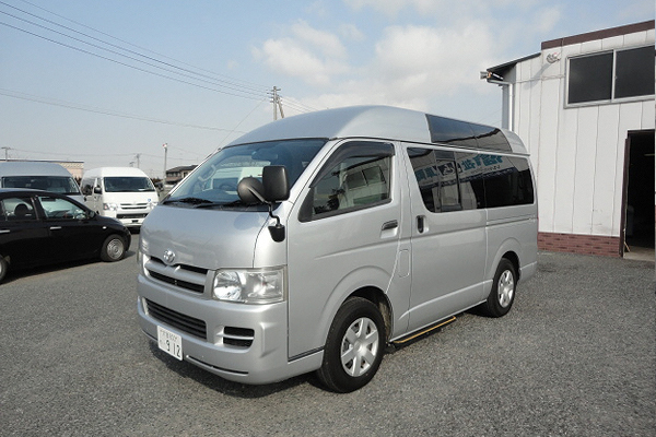 福祉車両　レンタカー　車椅子　リフト　ハイエース(912)