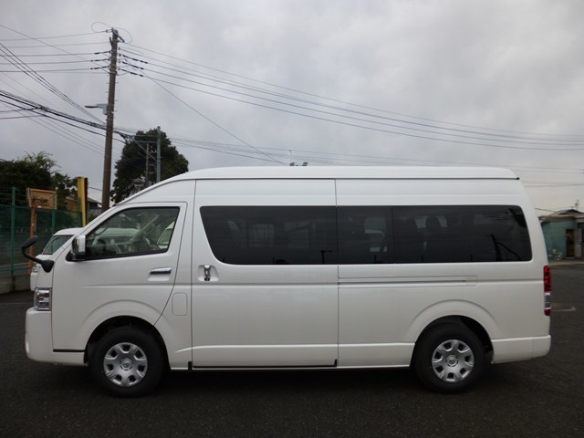 ワゴン車 1BOX レンタカー 10人乗り ハイエース(591)