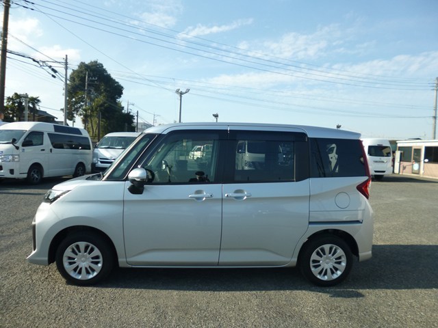 ルーミー レンタカー コンパクトカー(7727)