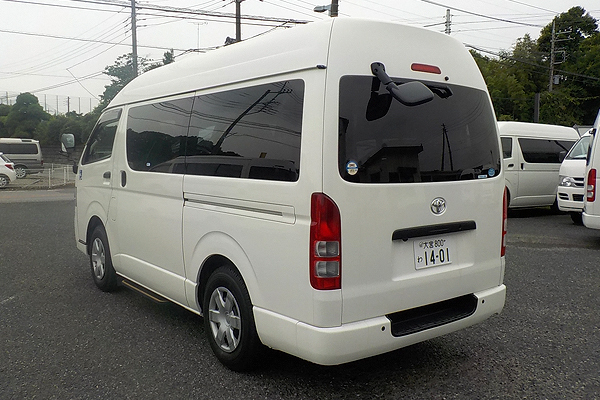 福祉車両　レンタカー　車椅子　リフト　ハイエース(1401)