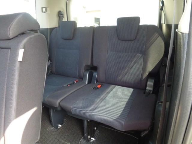 ワゴン車 1BOX レンタカー 8人乗り ノア(8386)