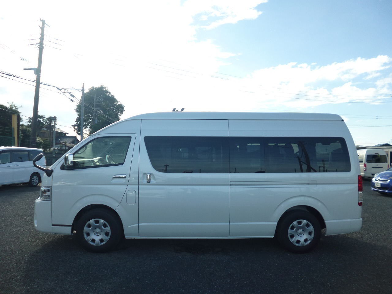 ワゴン車 1BOX レンタカー 10人乗り ハイエース(5120)
