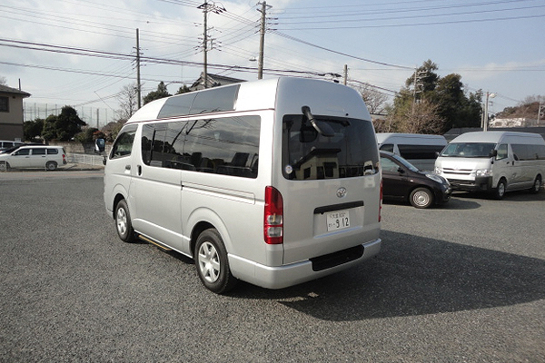 福祉車両　レンタカー　車椅子　リフト　ハイエース(912)