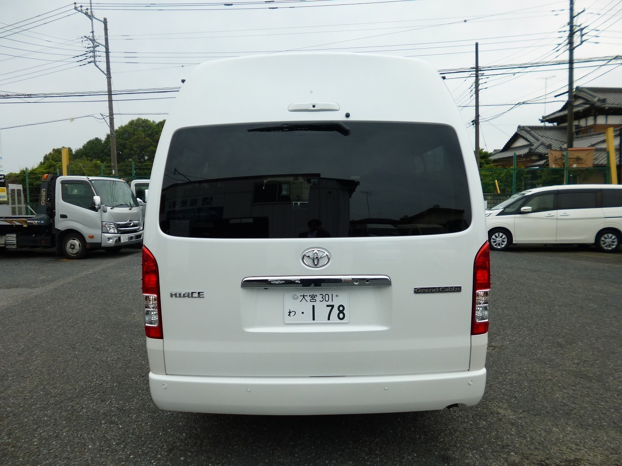ワゴン車 1BOX レンタカー 10人乗り ハイエース(5120)