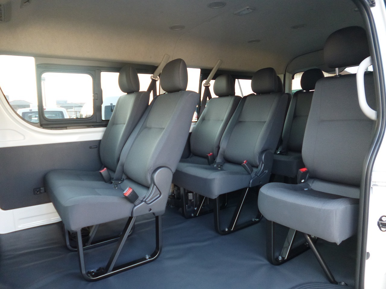ワゴン車 1BOX レンタカー 10人乗り ハイエース(3073)