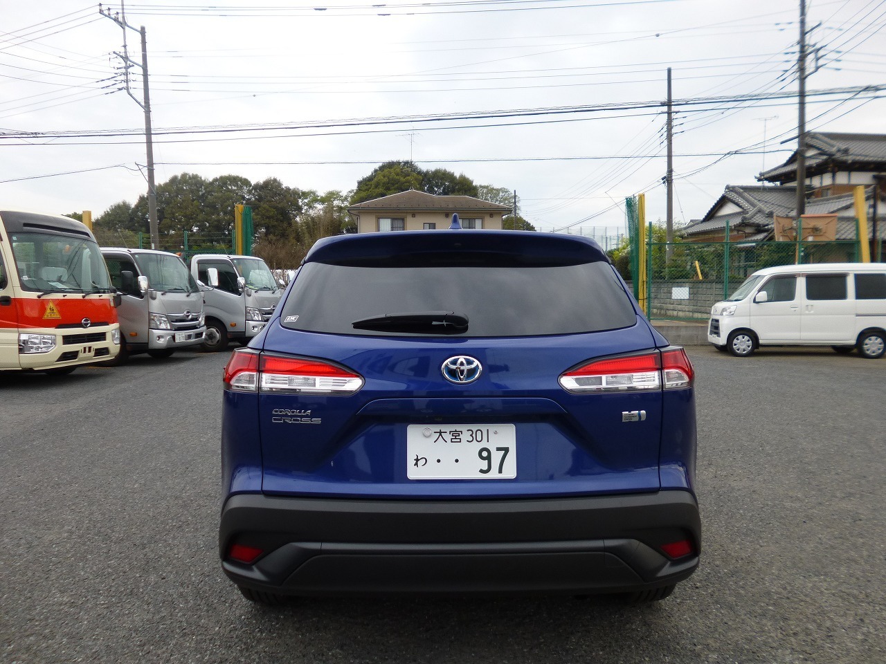 SUV車　レンタカー 5人乗り ハリアー(4998)