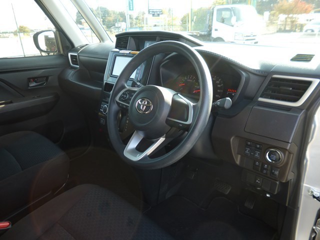 ルーミー レンタカー コンパクトカー(7727)