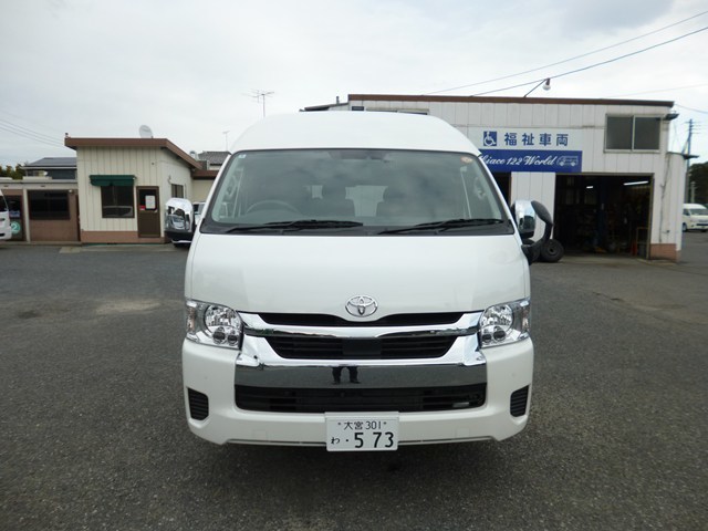 ワゴン車 1BOX レンタカー 10人乗り ハイエース(5120)