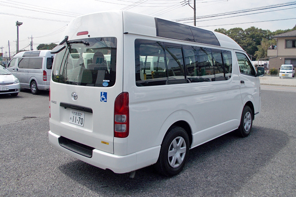 福祉車両　レンタカー　車椅子　リフト　ハイエース(1170)