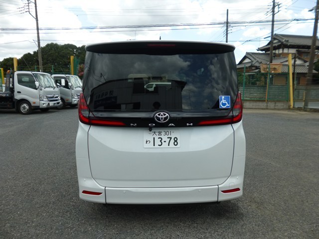 福祉車両 レンタカー 車椅子スロープ ミニバン ノア(1378)