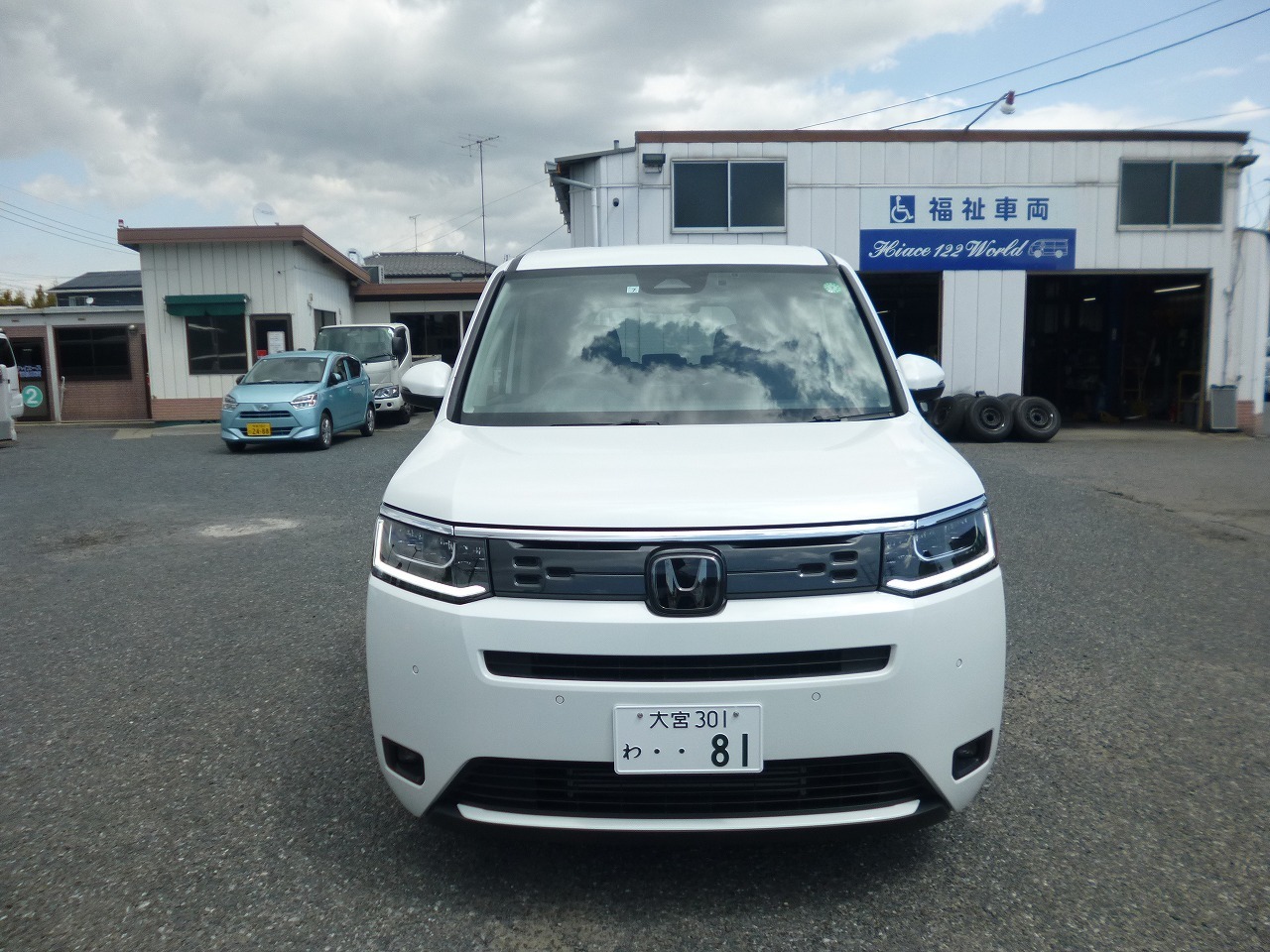 ワゴン車 1BOX レンタカー 8人乗り ステップワゴン(3280)