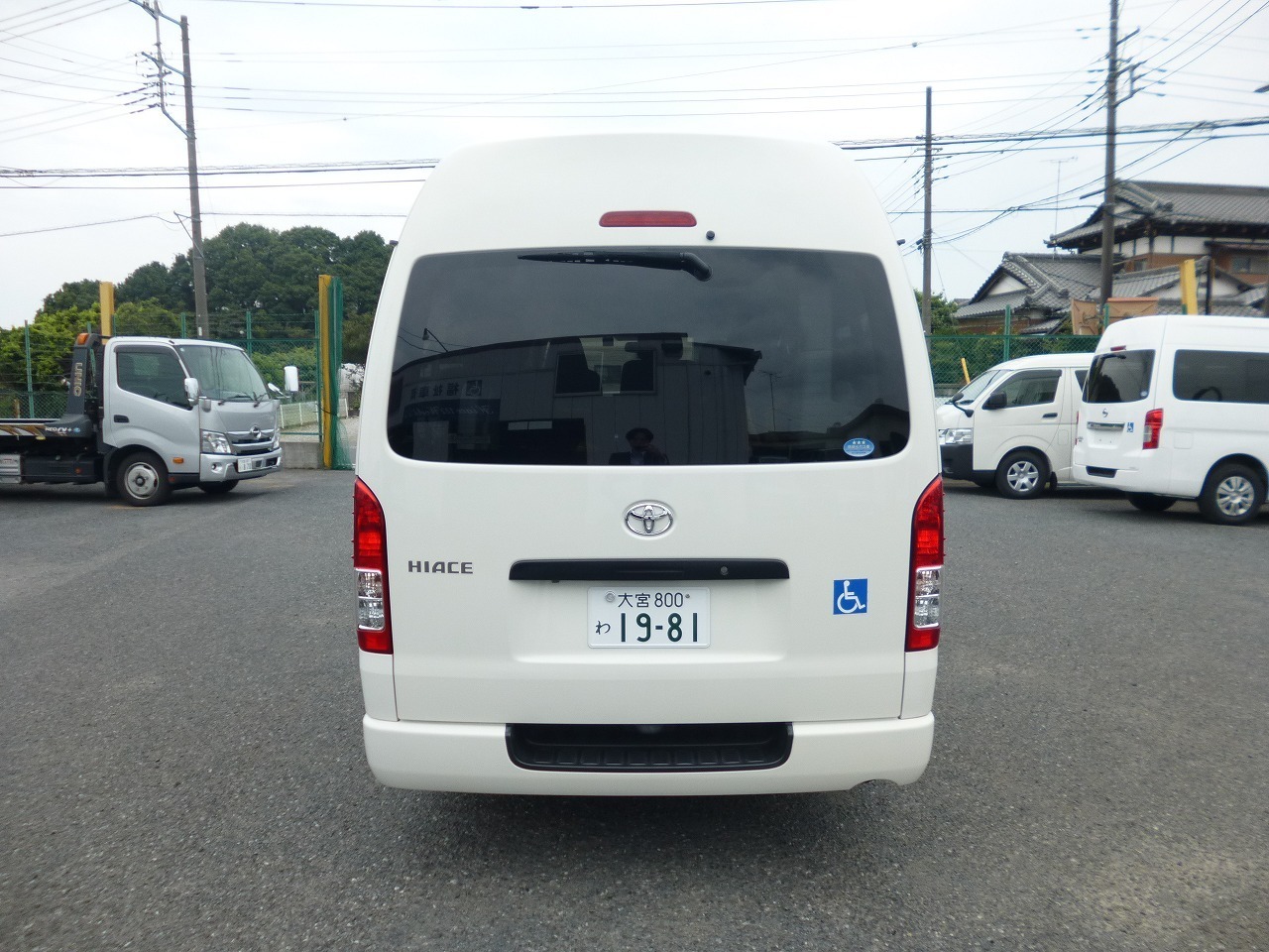 福祉車両　レンタカー　車椅子　リフト　レジアスエース(937)