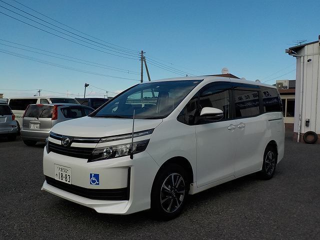 福祉車両 レンタカー 車椅子スロープ ミニバン ノア(7857)