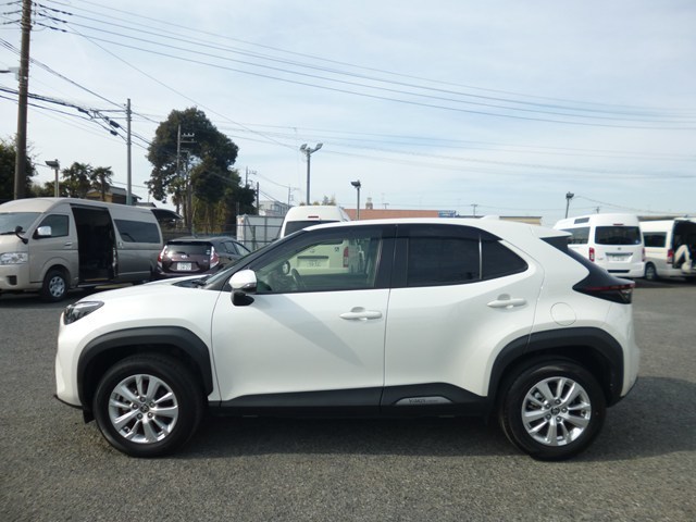 SUV車　レンタカー 5人乗り ヤリスクロス(867)