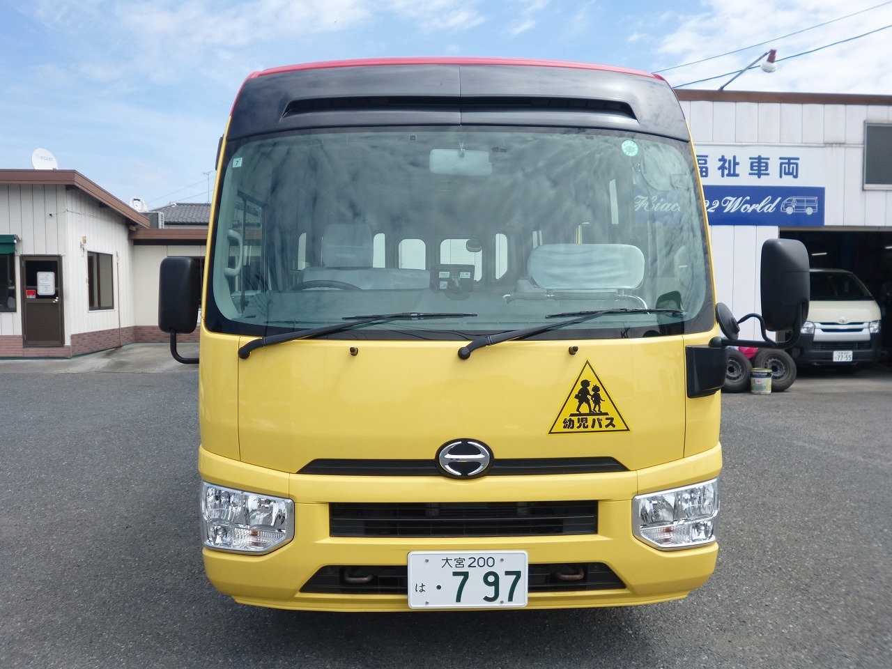 幼稚園バス・幼児バス レンタカー 51人乗り 大型免許必要 ローザ(385)