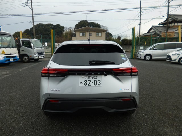 コンパクトカー レンタカー ノート(8203)