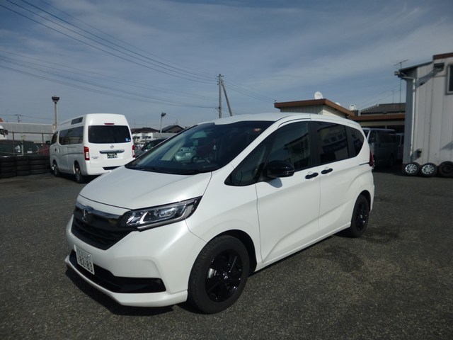 ワゴン車 1BOX レンタカー 7人乗り フリード(8283)