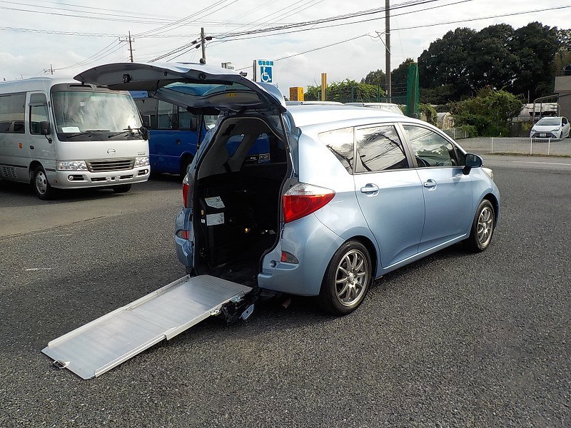 福祉車両 レンタカー 車椅子スロープ コンパクトカー ラクティス(9009)