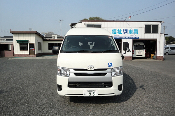 福祉車両　レンタカー　車椅子　リフト　レジアスエース(937)