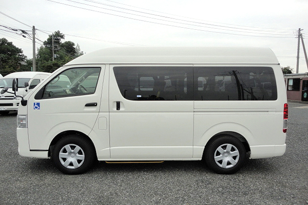 福祉車両　レンタカー　車椅子　リフト　レジアスエース(1014)