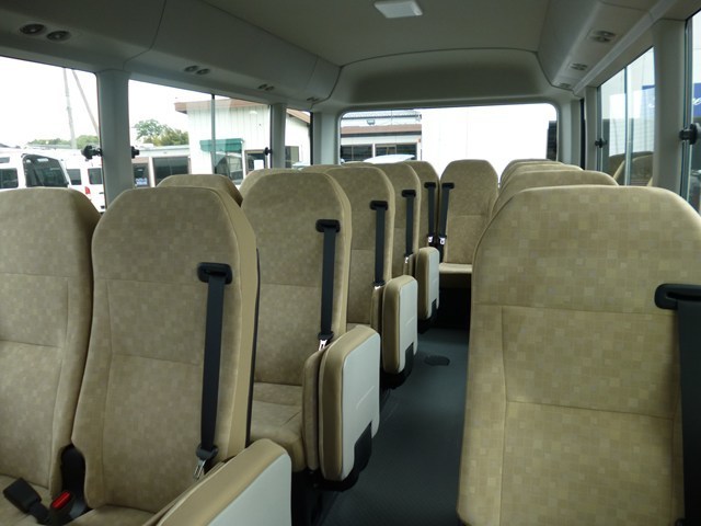 マイクロバス レンタカー トヨタコースター 29人乗り(637)