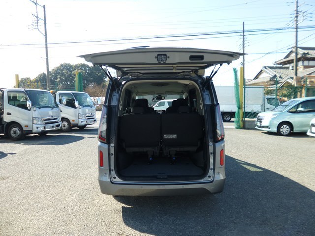 ワゴン車 1BOX レンタカー 8人乗り セレナ(8221)