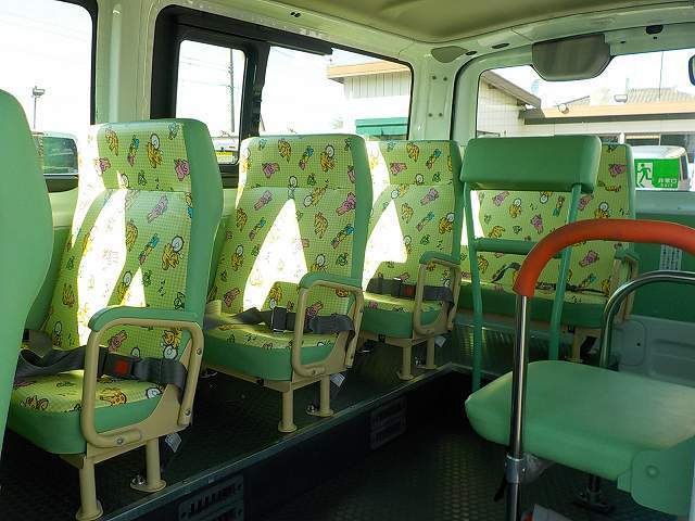 幼稚園バス・幼児バス レンタカー 普通免許 ハイエース(8050)