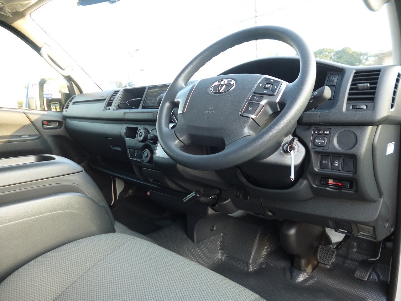 ワゴン車 1BOX レンタカー 10人乗り ハイエース(3073)
