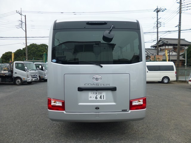 マイクロバス レンタカー トヨタコースター 29人乗り(635)
