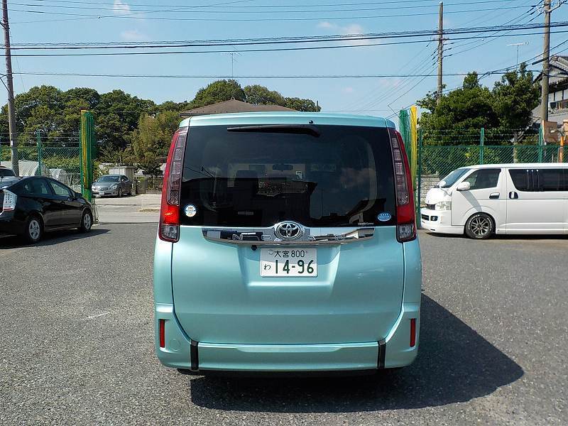 福祉車両 レンタカー 車椅子スロープ ミニバン ノア(7857)