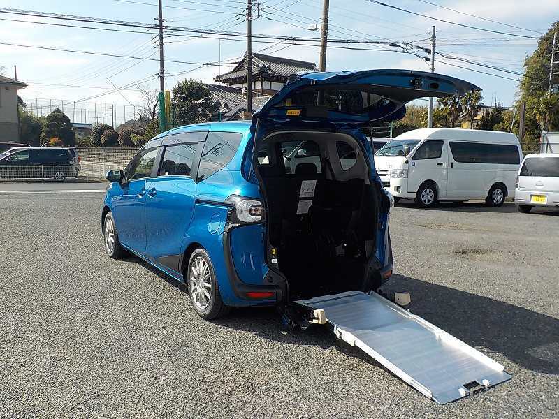 福祉車両 レンタカー 車椅子スロープ コンパクトカー ラクティス(9009)