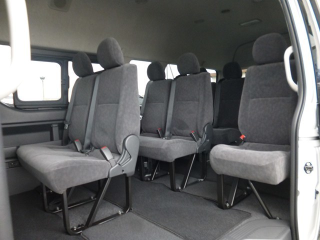 ワゴン車 1BOX レンタカー 10人乗り ハイエース(591)