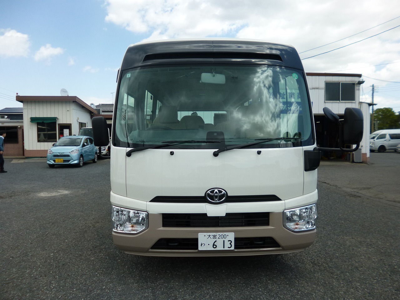 マイクロバス レンタカー トヨタコースター 29人乗り(337)