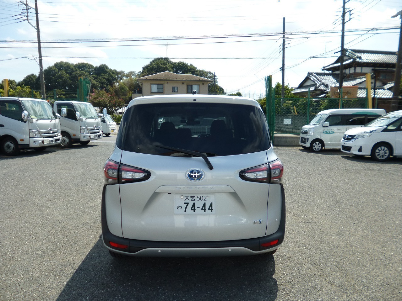 ステーションワゴン 1BOX レンタカー 8人乗り ウィッシュ(2363)