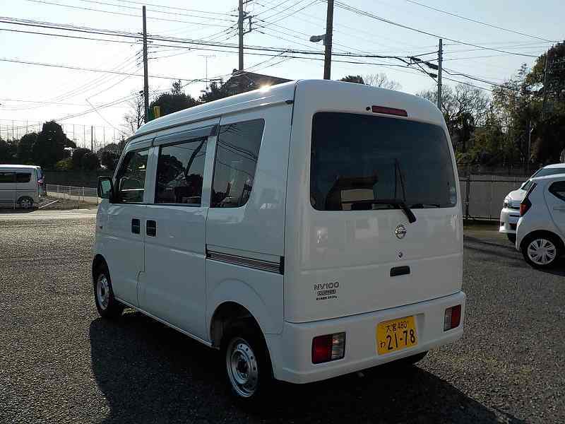 軽自動車 バン レンタカー NV100(2178)