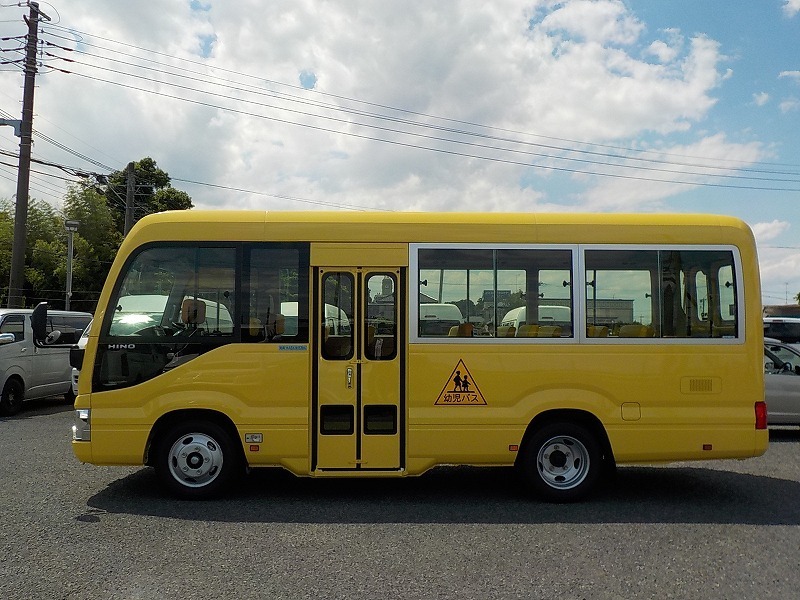 幼稚園バス・幼児バス レンタカー 39人乗り 大型免許必要 リエッセ(320)